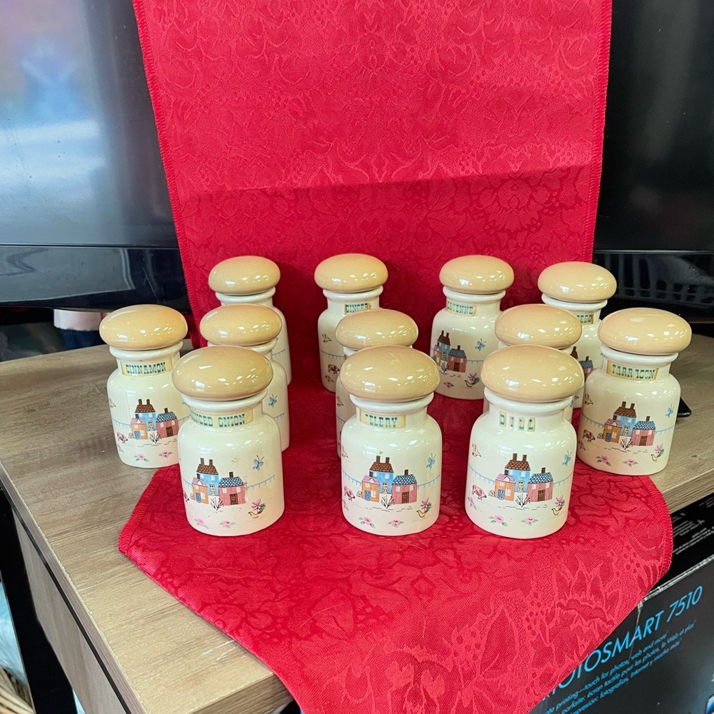 International China vintage “Heartland” farmhouse spice jars- 12 pcs with lids
